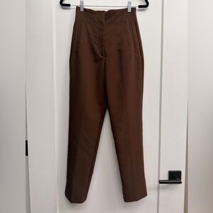 Zara High-Waisted Chocolate Brown Dress Pants
Size XS
Never worn